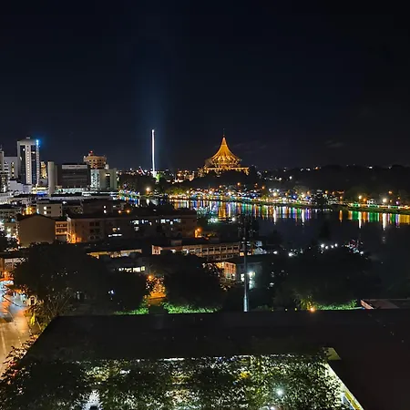 Riverine Diamond Rda12 Studio Ck - Free 1 Parking, Netflix & Cozy Retreat Couples, Families Kuching Exterior photo