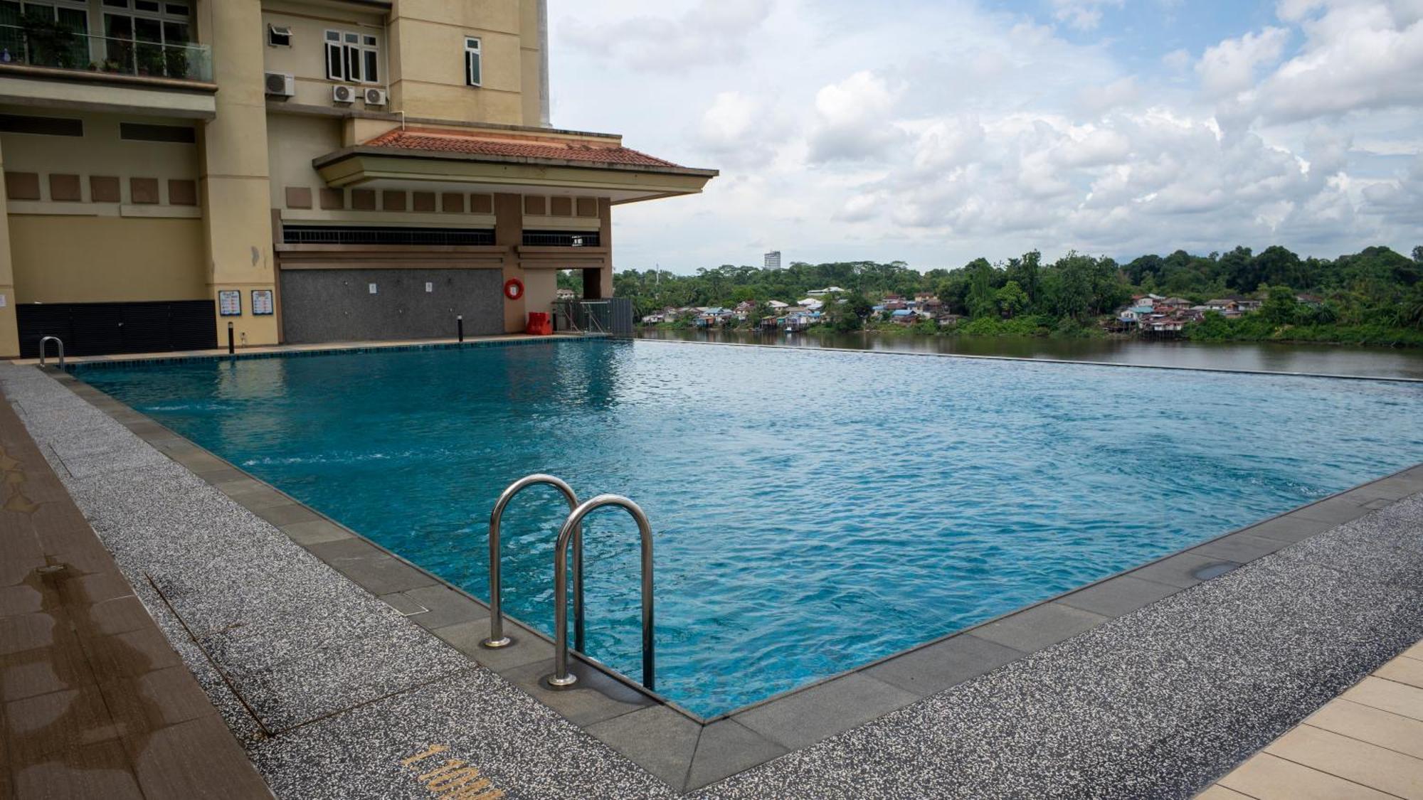 Riverine Diamond Rda12 Ck - Free 1 Parking, Netflix & Cozy Retreat Couples, Families